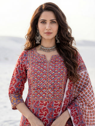 Aina Nia Set Of Kurta Pants Dupatta
