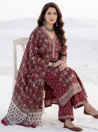 Aina Russar Set Of Kurta Salwar Pants & Dupatta