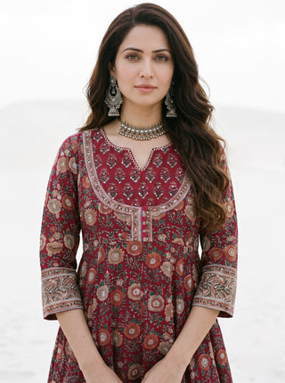 Aina Miran Kurta