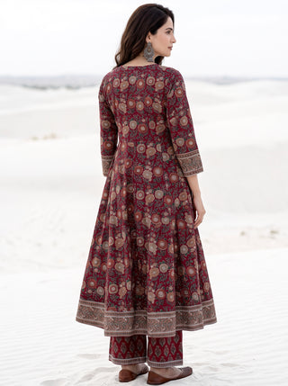Aina Miran Kali Kurta