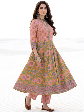 Aina Arohini Set Of Kali Kurta Pants & Dupatta