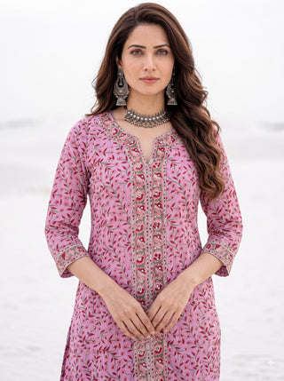 Aina Freydis Kurta