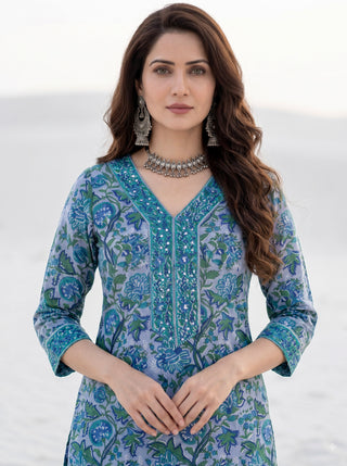 Aina Neeran Set Of Kurta Pants & Dupatta