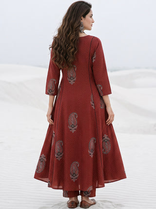 Aina Sayan Set Of Kurta Pants & Dupatta