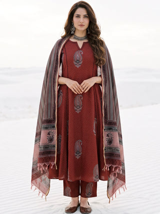 Aina Sayan Set Of Kurta Pants & Dupatta