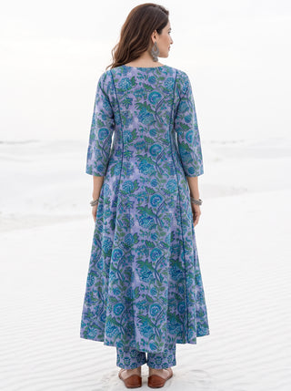 Aina Rivasa Kurta