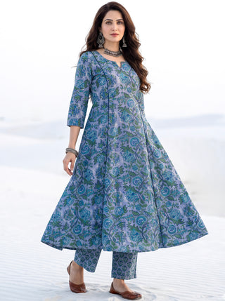 Aina Rivasa Kurta