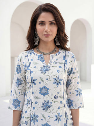 Aina Damini Set Of Kalidar Kurta Pants Dupatta