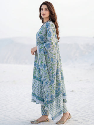 Aina Nutan Set Of Kali Kurta Pants Dupatta