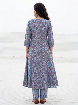 Aina Mira Set Of Kali Kurta Pants Dupatta
