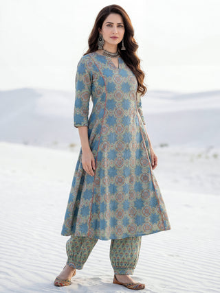 Aina Minal Set Of Kalidar Kurta Pants Dupatta
