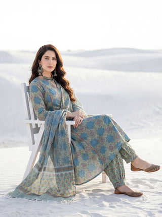 Aina Minal Set Of Kalidar Kurta Pants Dupatta