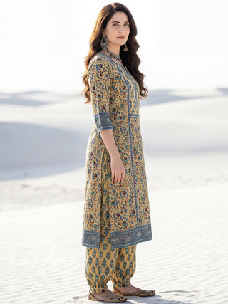Jashn Adab Set Of Kurta Salwar Pants Dupatta