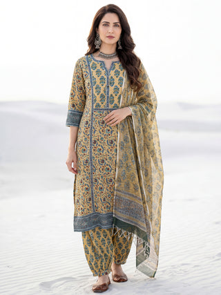 Jashn Adab Set Of Kurta Salwar Pants Dupatta