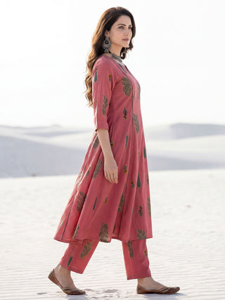 Aina Nayan Set Of Kalidar Kurta Pants Dupatta