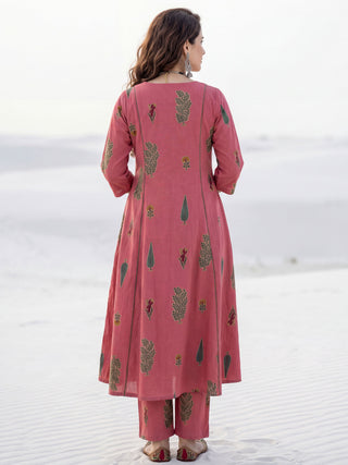 Aina Nayan Set Of Kalidar Kurta Pants Dupatta