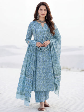 Roz Jashn Set Of Kali Kurta Pants Kota Doria Dupatta