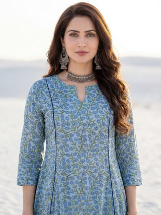 Roz Jashn Set Of Kali Kurta Pants Kota Doria Dupatta