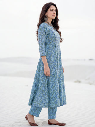 Roz Jashn Set Of Kali Kurta Pants Kota Doria Dupatta