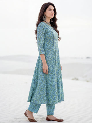 Roz Jashn Set Of Kali Kurta Pants Kota Doria Dupatta