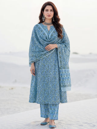 Roz Jashn Set Of Kali Kurta Pants Kota Doria Dupatta