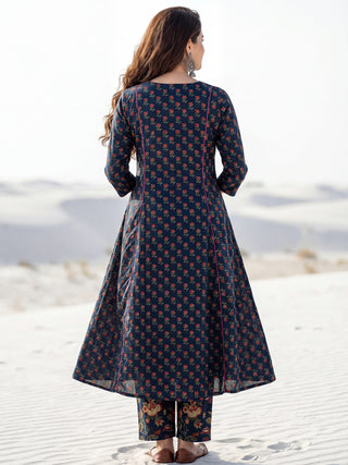 Aina Aiza Set Of Kalidar Kurta Pants Dupatta