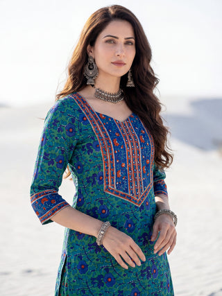 Gazal Nayra Set Of Kurta Pants Dupatta