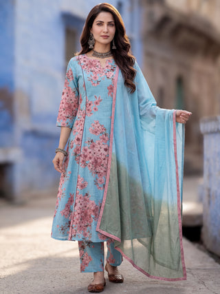 Aina Siya Set Of Kali Kurta Pants Dupatta