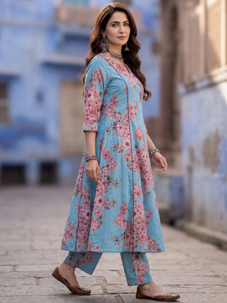 Aina Siya Set Of Kali Kurta Pants Dupatta