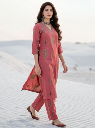 Roz Tamana Set Of Cotton Linen Kurta Pants Dupatta