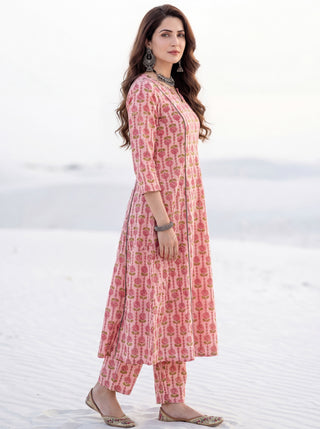 Aina Saara Set Of Kali Kurta Pants Dupatta