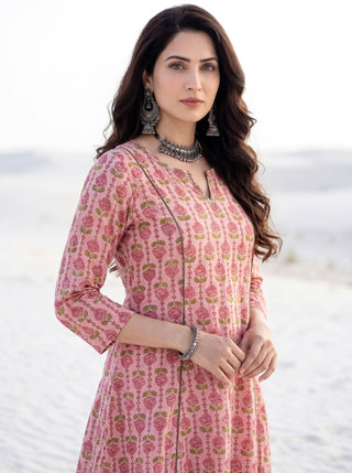 Aina Saara Set Of Kali Kurta Pants Dupatta