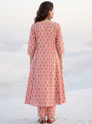 Aina Saara Set Of Kali Kurta Pants Dupatta