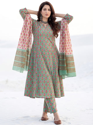 Aina Sadaf Set Of Kali Kurta Pants Dupatta