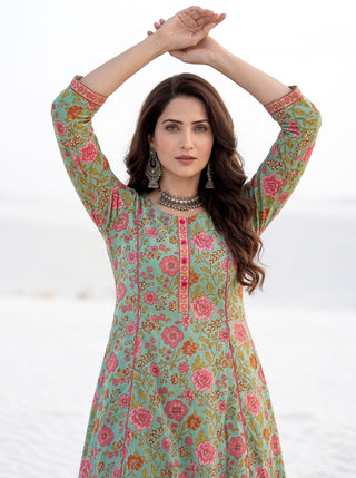 Aina Chetna Set Of Kali Kurta Pants Dupatta