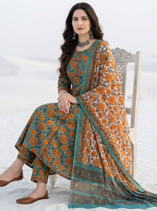 Aina Ziya Set Of Kali Kurta Pants Dupatta