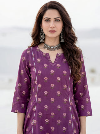 Aina Mehak Kali Kurta