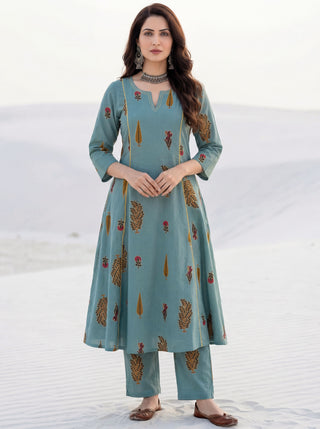 Aina Sabiha Set Of Kali Kurta Pants Dupatta