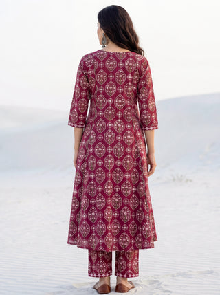 Aina Nalini Kali Kurta