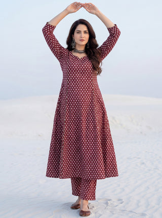 Aina Prabha Kali Kurta