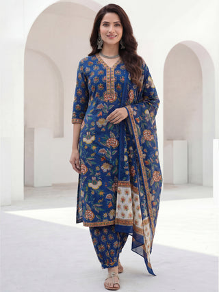 Gazal Sonam Set Of Kurta Pants Dupatta