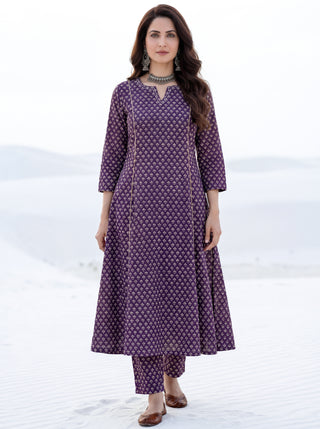 Aina Farida Kali Kurta