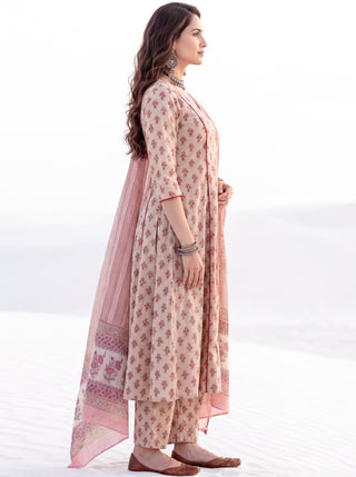 Aina Abha Set Of Kali Kurta Pants & Dupatta