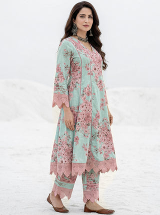 Aina Jiya Set Of Kali Kurta Pants Dupatta