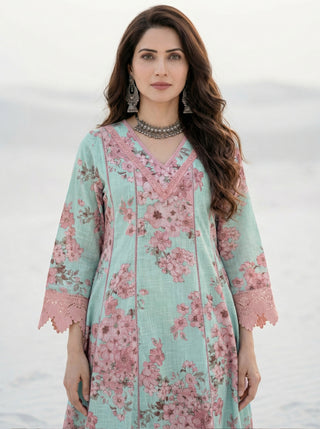 Aina Jiya Set Of Kali Kurta Pants Dupatta