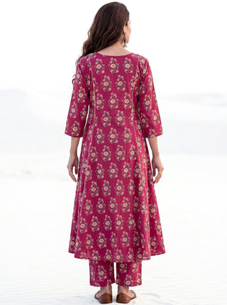 Aina Gulnaz Set Of Kali Kurta Pants & Dupatta
