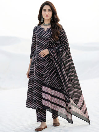 Aina Abeera Dupatta