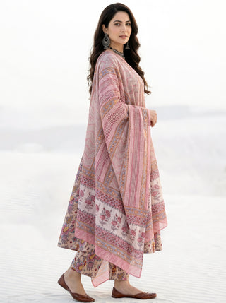 Aina Eliza Dupatta