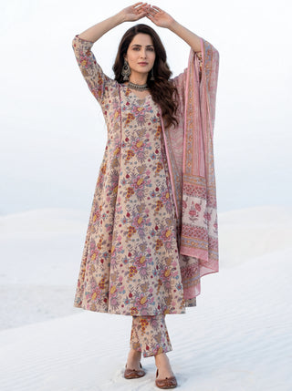 Aina Eliza Set Of Kali Kurta Pants & Dupatta