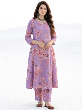 Aina Dilara Kali Kurta